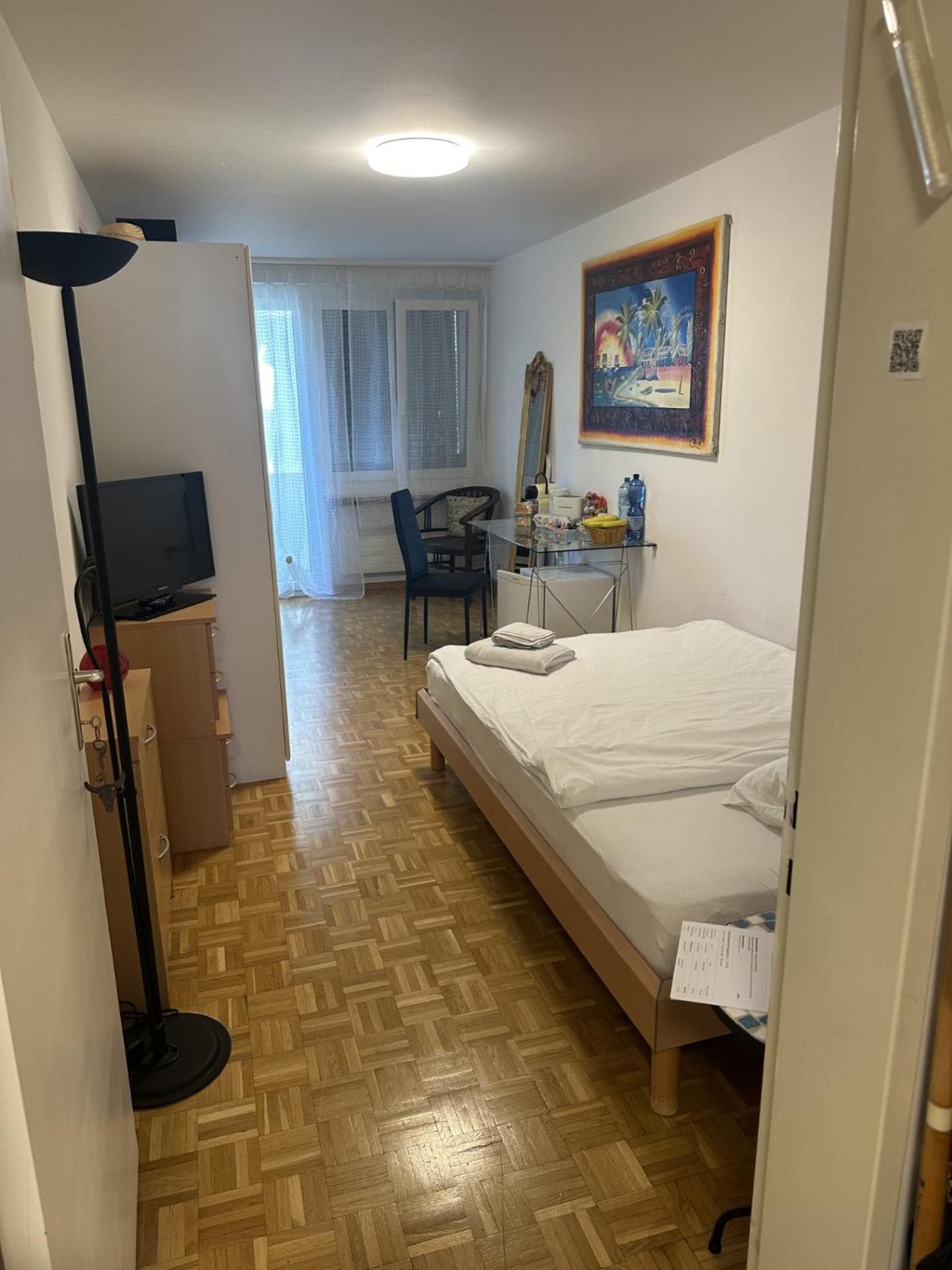 Schoenes Zimmer In Der City Bazylea Zewnętrze zdjęcie